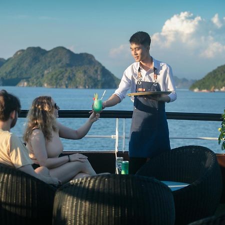 Le Theatre Cruises - Wonder On Lan Ha Bay Hotell Ha Long Exteriör bild